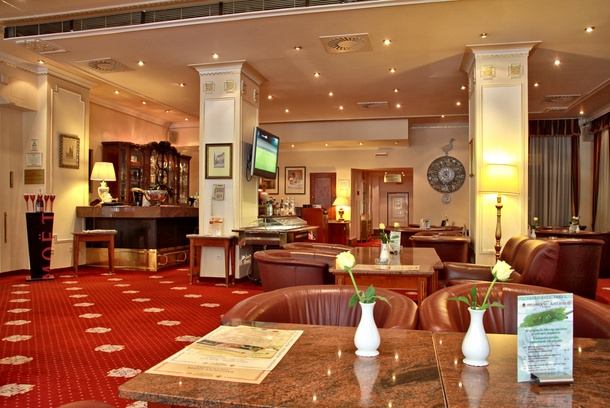 Hotel Ambassador – Zlata Husa