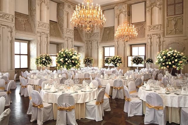 THE LOBKOWICZ PALACE - PRAGUE CASTLE